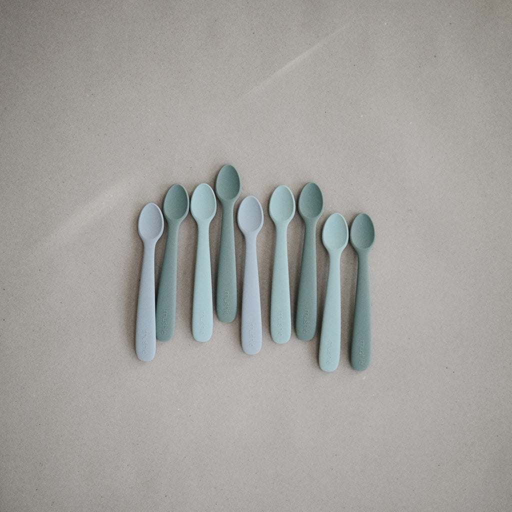Mushie Silicone Feeding Spoon - Cambridge Blue / Shifting Sand